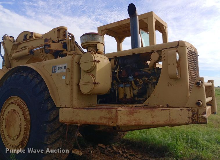 image for item DQ7137 Caterpillar 631B conventional scraper 
