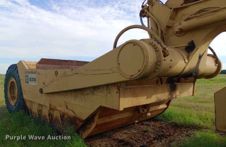 image for item DQ7137 Caterpillar 631B conventional scraper 