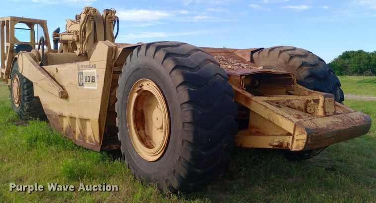 image for item DQ7137 Caterpillar 631B conventional scraper 