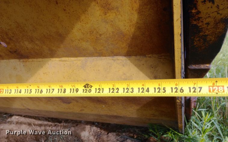 image for item DQ7137 Caterpillar 631B conventional scraper 