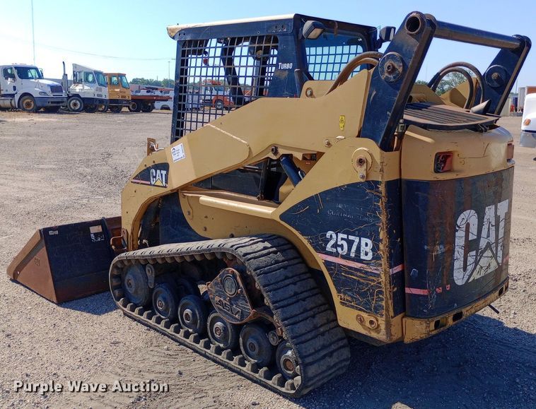 image for item DQ7160 2005 Caterpillar 257B tracked skid steer loader