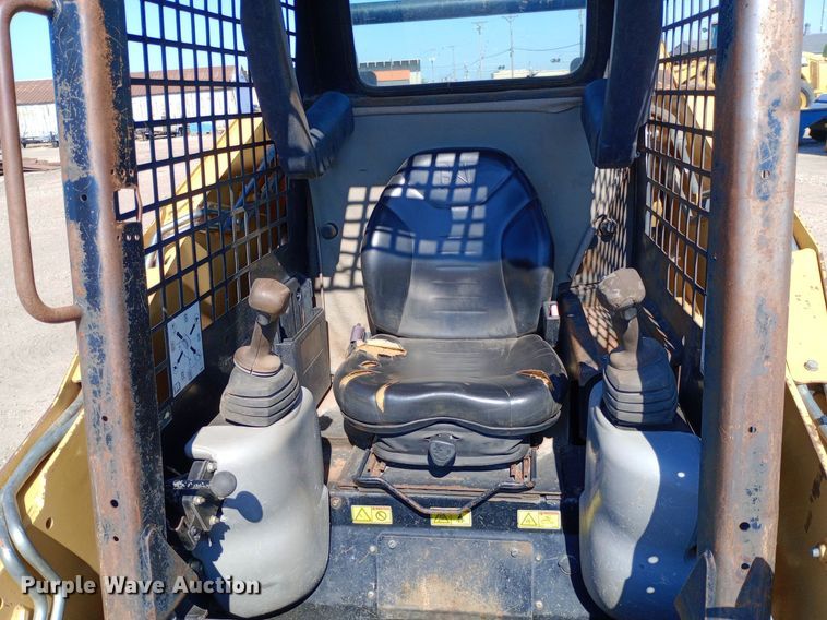 image for item DQ7160 2005 Caterpillar 257B tracked skid steer loader
