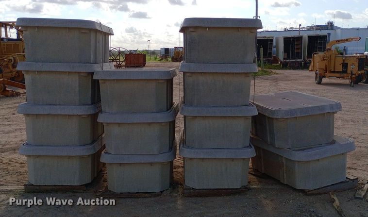 image for item DQ7182 (13) Martin Enterprises in-ground fiber boxes