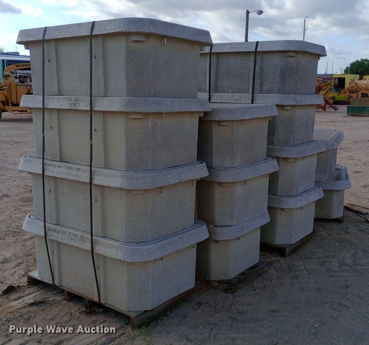 image for item DQ7182 (13) Martin Enterprises in-ground fiber boxes