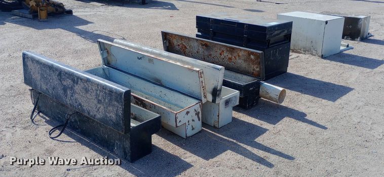 image for item DQ7187 (7) toolboxes