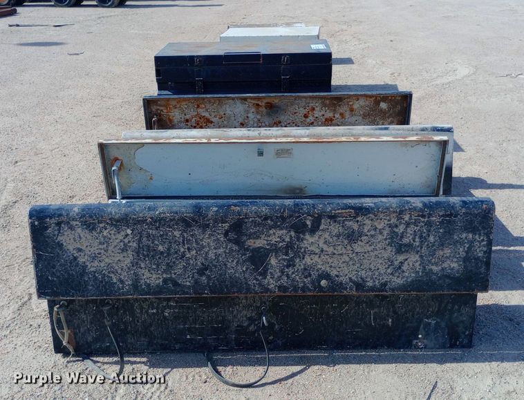 image for item DQ7187 (7) toolboxes