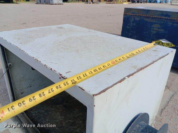 image for item DQ7187 (7) toolboxes