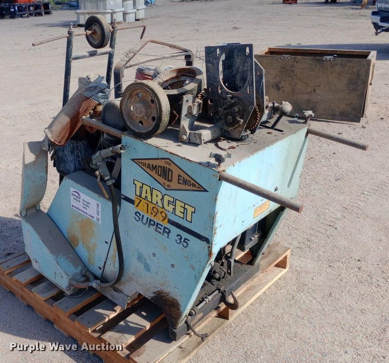 image for item DQ7188 Target Super 35 concrete saw