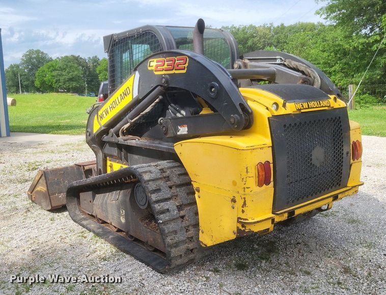 image for item DR4806 2011 New Holland  C232 tracked skid steer loader
