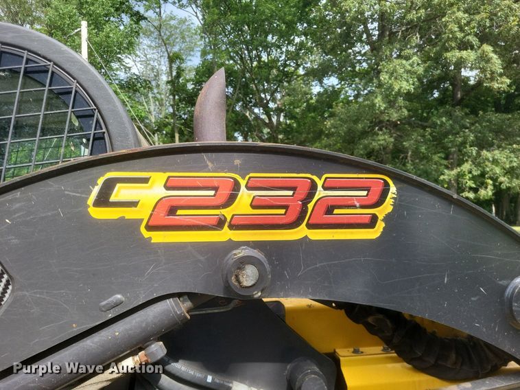 image for item DR4806 2011 New Holland  C232 tracked skid steer loader