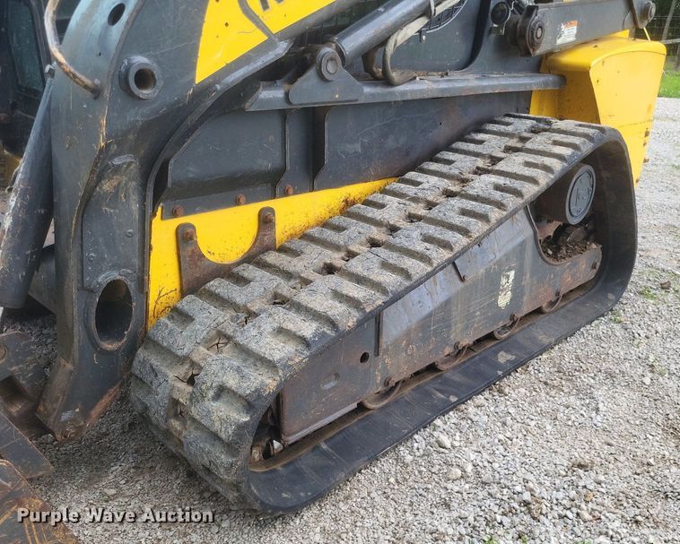 image for item DR4806 2011 New Holland  C232 tracked skid steer loader