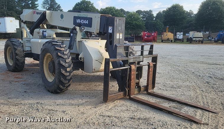 image for item DR4813 2001 Ingersoll-Rand  VR-1044 telehandler