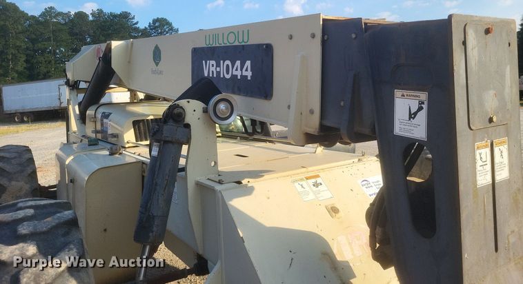 image for item DR4813 2001 Ingersoll-Rand  VR-1044 telehandler