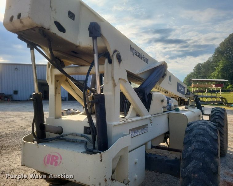 image for item DR4813 2001 Ingersoll-Rand  VR-1044 telehandler