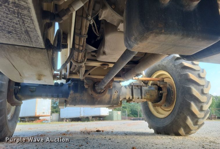 image for item DR4813 2001 Ingersoll-Rand  VR-1044 telehandler