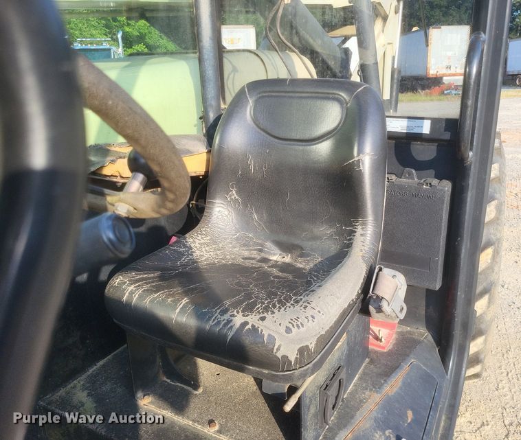 image for item DR4813 2001 Ingersoll-Rand  VR-1044 telehandler