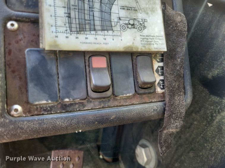 image for item DR4813 2001 Ingersoll-Rand  VR-1044 telehandler