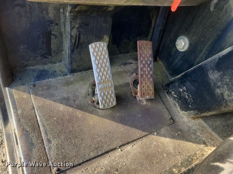 image for item DR4813 2001 Ingersoll-Rand  VR-1044 telehandler