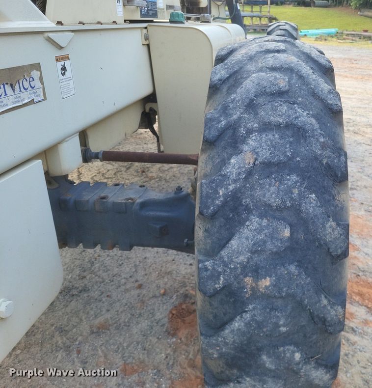 image for item DR4813 2001 Ingersoll-Rand  VR-1044 telehandler