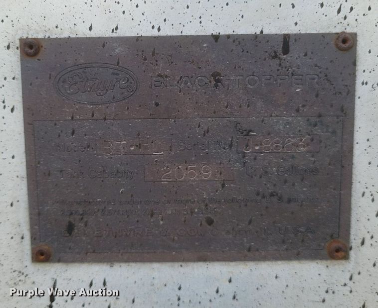 image for item DR4816 2000 International  4900 oil distributor truck