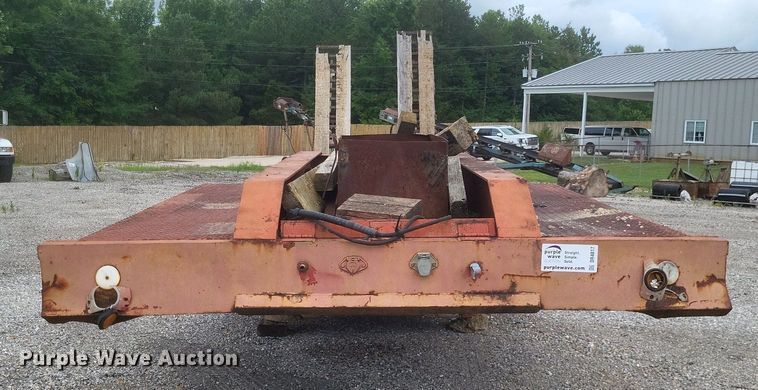 image for item DR4817 1979 Johnson Super  drop deck equipment trailer