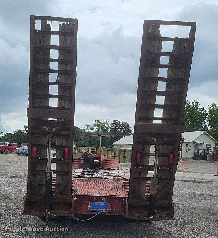 image for item DR4817 1979 Johnson Super  drop deck equipment trailer