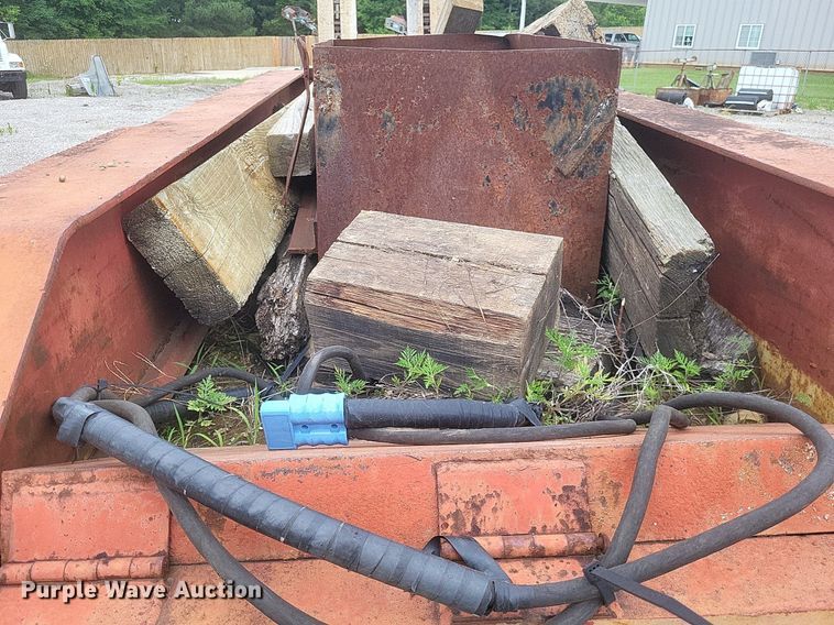 image for item DR4817 1979 Johnson Super  drop deck equipment trailer