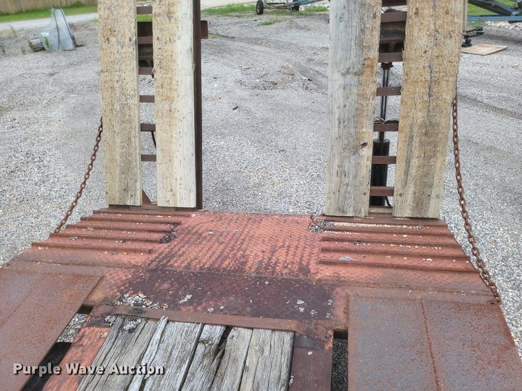 image for item DR4817 1979 Johnson Super  drop deck equipment trailer