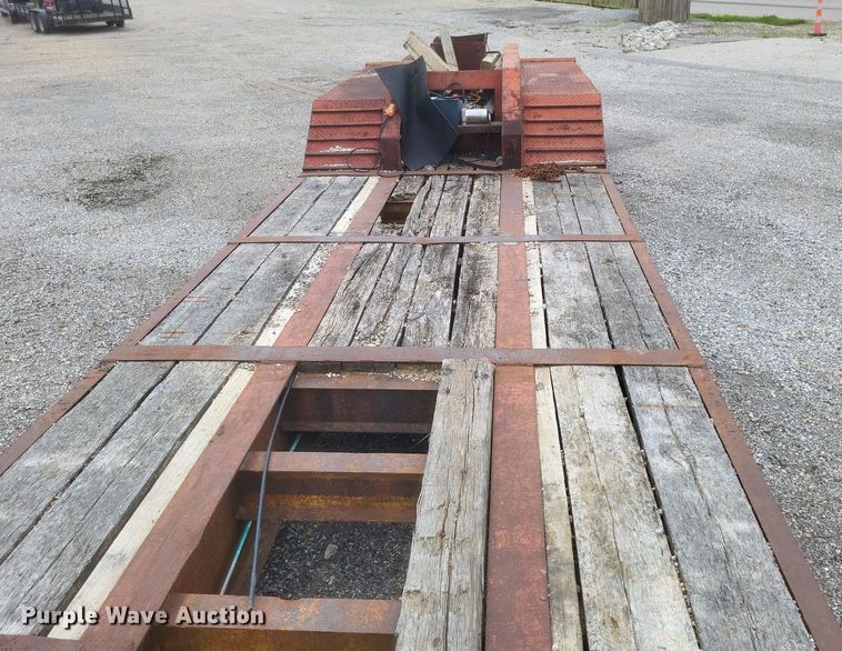 image for item DR4817 1979 Johnson Super  drop deck equipment trailer