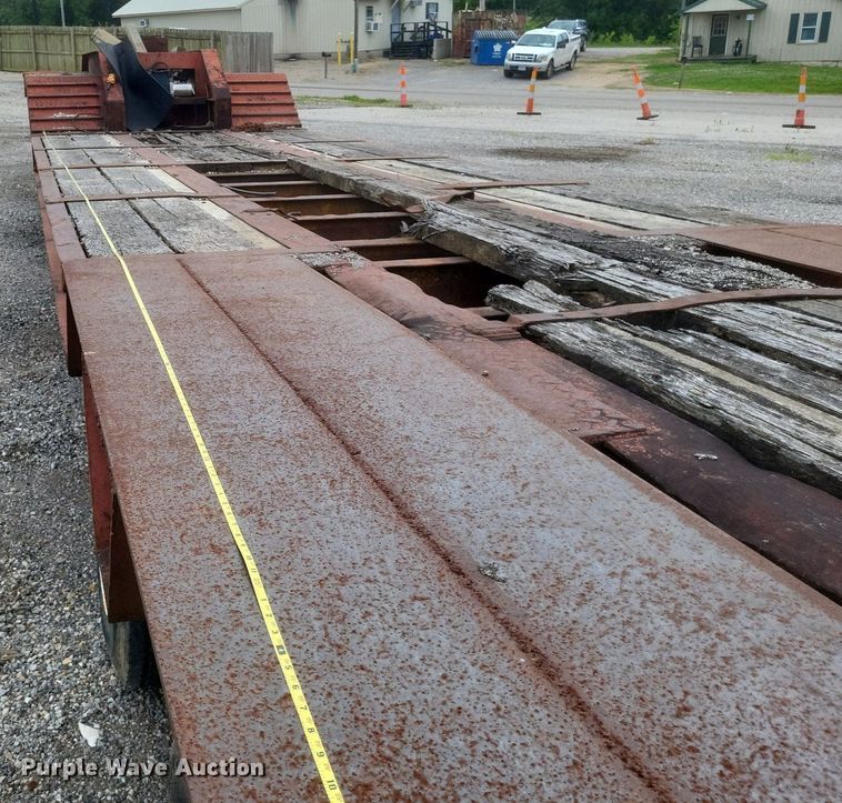 image for item DR4817 1979 Johnson Super  drop deck equipment trailer