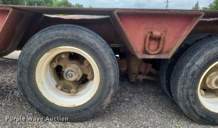 image for item DR4817 1979 Johnson Super  drop deck equipment trailer