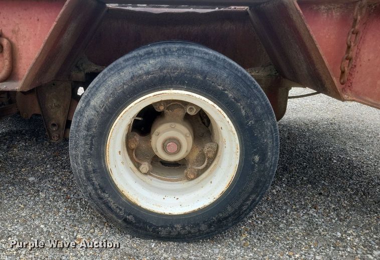 image for item DR4817 1979 Johnson Super  drop deck equipment trailer