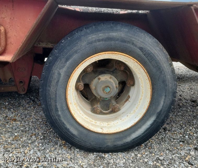 image for item DR4817 1979 Johnson Super  drop deck equipment trailer