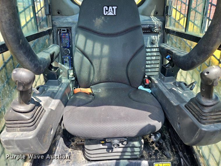 image for item DR8632 2019 Caterpillar  299D3 tracked skid steer loader