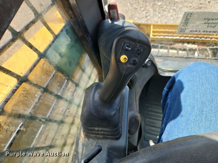 image for item DR8632 2019 Caterpillar  299D3 tracked skid steer loader