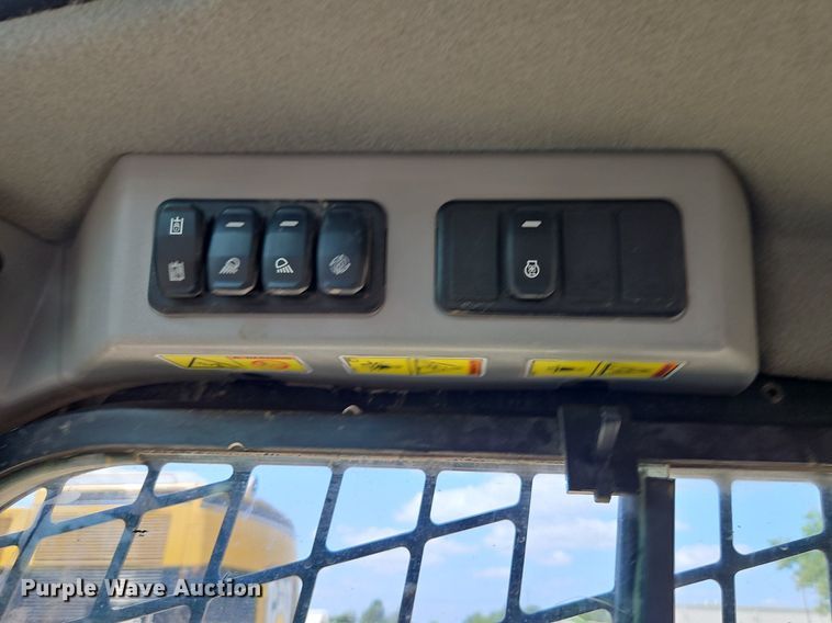 image for item DR8632 2019 Caterpillar  299D3 tracked skid steer loader