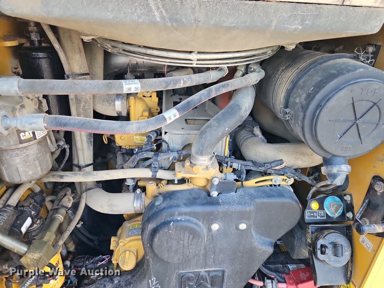 image for item DR8632 2019 Caterpillar  299D3 tracked skid steer loader