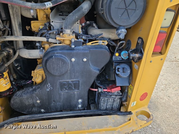 image for item DR8632 2019 Caterpillar  299D3 tracked skid steer loader