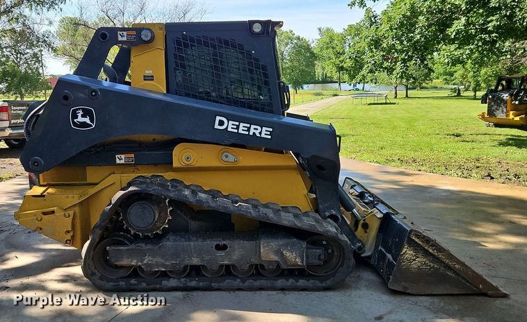 image for item DR8643 2020 John Deere 331G tracked skid steer loader