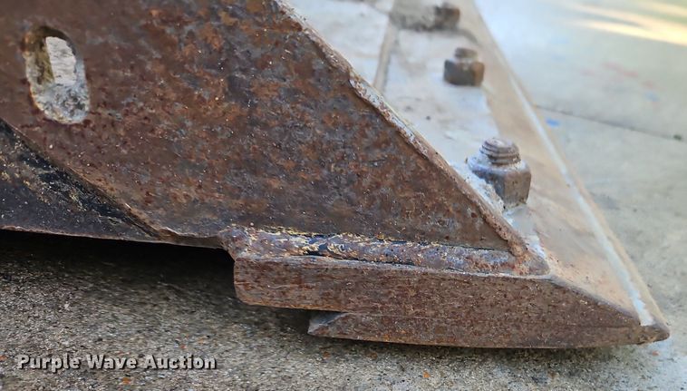 image for item DR8643 2020 John Deere 331G tracked skid steer loader