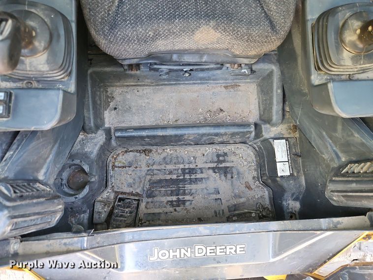 image for item DR8643 2020 John Deere 331G tracked skid steer loader