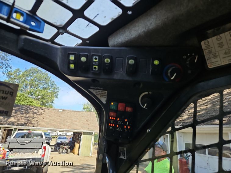 image for item DR8643 2020 John Deere 331G tracked skid steer loader