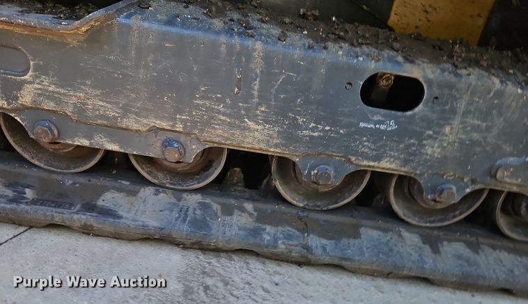 image for item DR8643 2020 John Deere 331G tracked skid steer loader