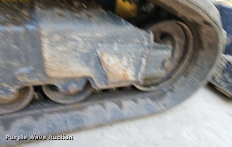 image for item DR8643 2020 John Deere 331G tracked skid steer loader