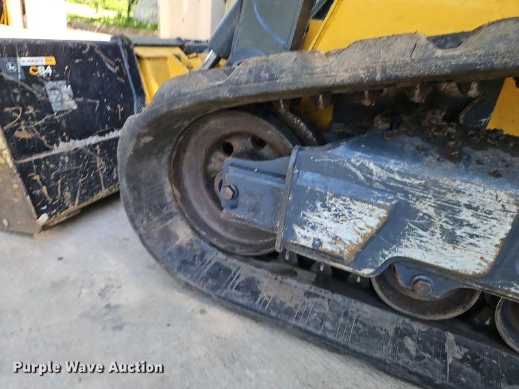 image for item DR8643 2020 John Deere 331G tracked skid steer loader