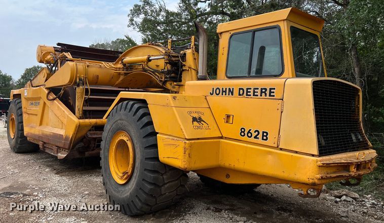 image for item DS3109 1989 John Deere  862B elevating scraper