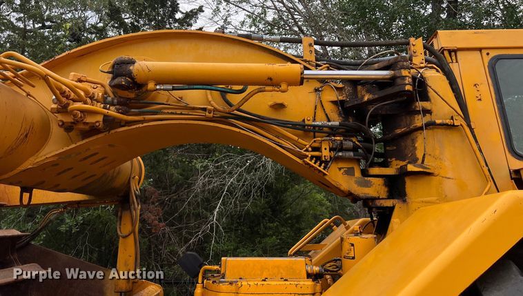 image for item DS3109 1989 John Deere  862B elevating scraper