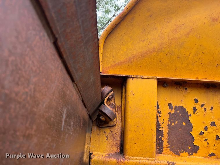 image for item DS3109 1989 John Deere  862B elevating scraper