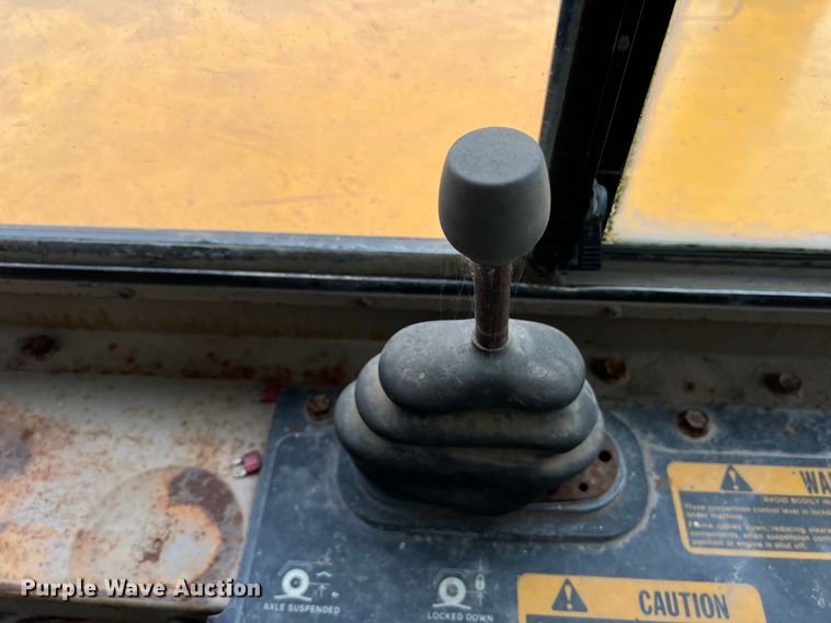 image for item DS3109 1989 John Deere  862B elevating scraper