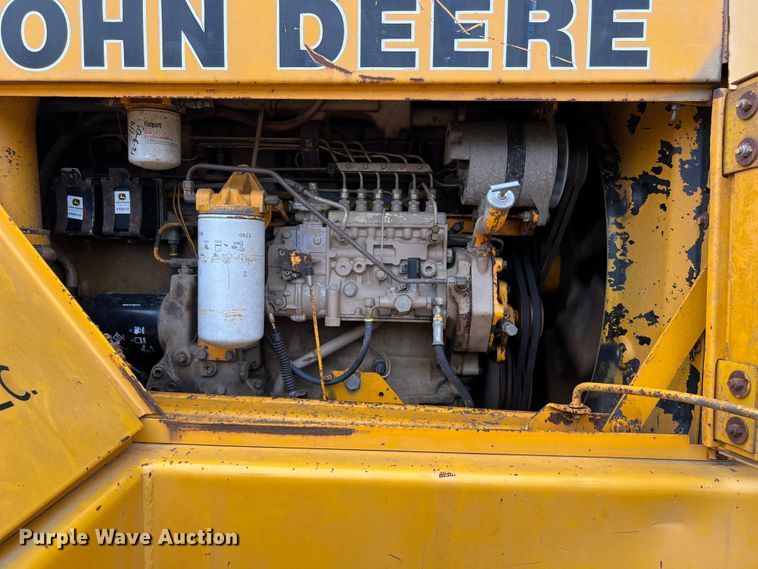 image for item DS3109 1989 John Deere  862B elevating scraper